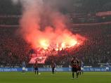 S04: "HUGOS" zündeln zum Abschied aus der Arena