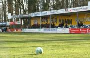 Westfalia Rhynern, Tribüne, Oberliga Westfalen. Foto: Redemann