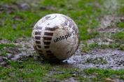 Spielausfall, Regen, Symbolfoto, Symbolbild, Symbol, Ausfall, Spielabsage, Spiel fällt aus, uhlsport, Matsche, Unbespielbarkeit, Spielausfall, Regen, Symbolfoto, Symbolbild, Symbol, Ausfall, Spielabsage, Spiel fällt aus, uhlsport, Matsche, Unbespielbarkei