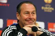 Huub Stevens, fc schalke 04, Pressekonferenz, Lachen, Huub Stevens, fc schalke 04, Pressekonferenz, Lachen