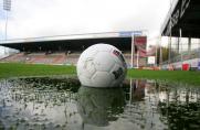 Rot-Weiss Essen, Pfütze, Georg-Melches-Stadion, Ausfall, Spielabsage, Rot-Weiss Essen, Pfütze, Georg-Melches-Stadion, Ausfall, Spielabsage