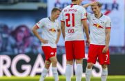 Die Spieler des Bundesligisten RB Leipzig sind nach dem 1:1 gegen den SC Freiburg enttäuscht.