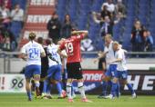 2. Liga: Rostock düpiert Hannover, Regensburg überrascht