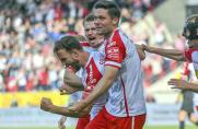 2. Bundesliga: Jahn Regensburg bleibt Spitzenreiter