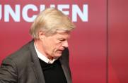 Explosive Bayern-Debatten: Kahn im Visier - Hoeneß' Kabinenbesuch