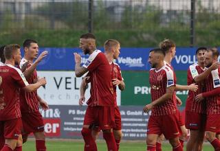 Fortuna Köln: Bester Angriff, beste Abwehr - Von-Ahlen-Team marschiert weiter