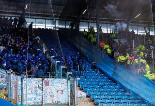 Rostock - Schalke 04: 800 Polizisten im Einsatz - so fällt die Polizei-Bilanz aus