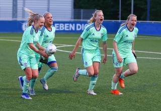 Die Frauen des FC Schalke 04 kommen aus dem Jubeln kaum heraus.