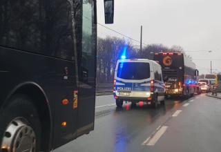 Schalke: Polizeieskorte bis zur A2 - warum die Eupen-Fans auf Schalke ausgepfiffen wurden