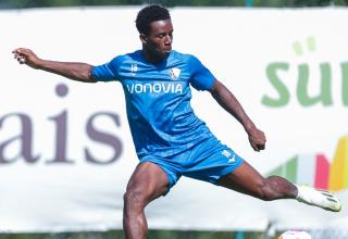 Bilder von Jordi Osei-Tutu gibt es beim VfL Bochum meist nur in Trainingskleidung.