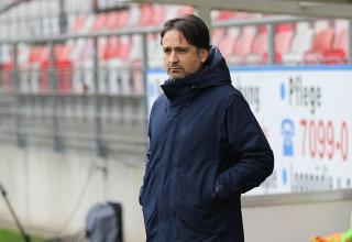 RW Ahlens Sportlicher Leiter Orhan Oezkara glaubt an einen Sieg gegen Fortuna Köln. 