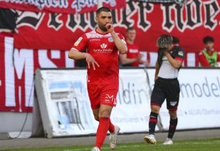 Oguzhan Kefkir wechselt zum Wuppertaler SV. 