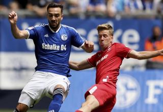 Der FC Schalke 04 testet auch in diesem Sommer gegen Twente Enschede.