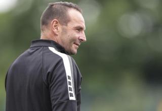 MSV-Coach Dietmar Hirsch verlor mit dem MSV gegen den schottischen Erstligisten Hibernian Edinburgh.