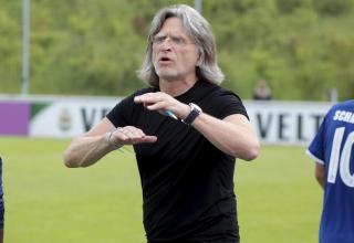 Schalkes U19-Trainer Norbert Elgert. 