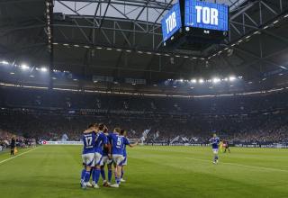 Schalke: Nach Fanumfrage - S04 änderte Einlaufmusik und Tor-Zelebrierung