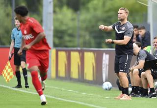 Simon Hohenberg, Trainer der RWE-U19.