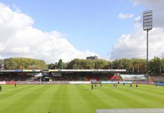 Das Stadion Niederrhein wird voll.