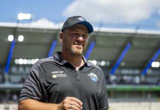 Der SC Paderborn um Trainer Lukasz Kwasniok ist Tabellenführer der 2. Bundesliga.