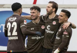 Auf Schalke spielten sie nicht zusammen, beim FC St. Pauli schon: Rodrigo Zalazar und Guido Burgstaller (von rechts).