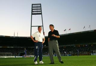 Jupp Heynckes und Rudi Assauer vor dem Schalke-Bundesliga-Auftakt 2004.