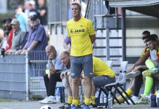 VFB-Homberg-Trainer Stefan Janßen feierte einen 2:0-Erfolg gegen die SF Niederwenigern.