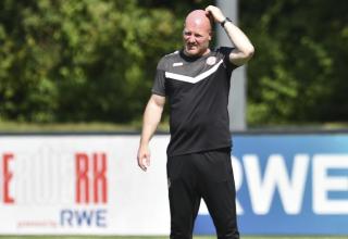 2:2 gegen Bader SV. RWE-II-Trainer Stefan Lorenz musste nach langer Zeit mal wieder etwas grübeln.