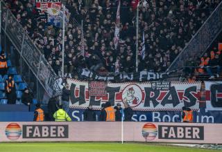 Die Fans des VfB Stuttgart in Bochum.