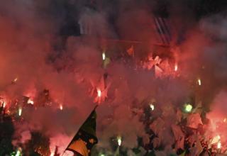 Champions League: BVB gegen Celtic - Uefa-Protest, Pfeifkonzert, Pyro-Show