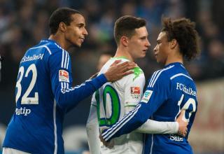 Joel Matip (links) im Trikot des FC Schalke 04.