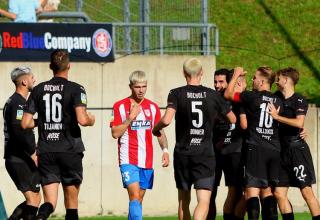 Der 1. FC Bocholt vermöbelte den Wuppertaler SV im Stadion am Zoo mit 5:1. 