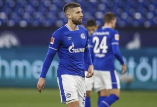 Matija Nastasic (vorne) im Trikot des FC Schalke 04.