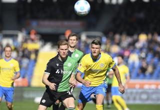 Marcel Halstenberg (links) von Hannover 96 im jüngsten Niedersachsenderby gegen Eintracht Braunschweig.