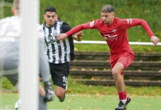 Beim Oberliga-Duell zwischen Wattenscheid 09 und dem SV Schermbeck ging es ordentlich zur Sache - nicht nur auf dem Feld. 