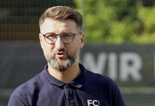 Bartosz Maslon, Trainer vom FC Kray.