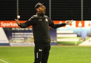 ETB-Trainer Damian Apfeld beim Spiel in Velbert. 