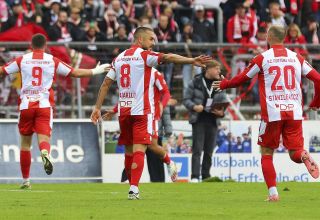 Freude bei Fortuna Köln: bei Hohkeppel gab es einen 3:1-Sieg.