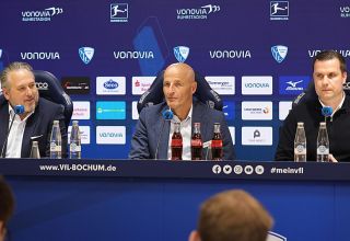 Peter Zeidler (Mitte) und Marc Lettau (rechts) sind beim VfL Bochum nicht mehr im Amt. 