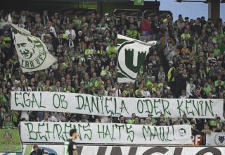 Klare Ansage der Wolfsburg-Fans. 