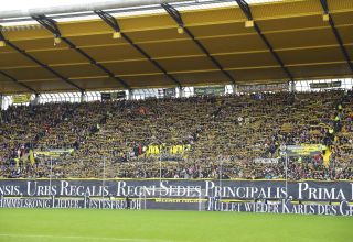 Alemannia Aachens Fans bei einem Heimspiel.