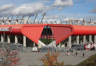 Der SSV Jahn Regensburg sucht ab sofort einen neuen Cheftrainer.