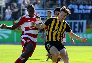 Im Trikot der Alemannia gelang Cas Peters (rechts) in sieben Einsätzen kein Tor.