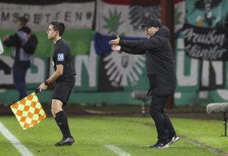 Sascha Hildmann, Trainer von Preußen Münster, freute sich über den ersten Heimsieg der Saison.