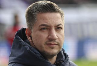 Amir Shapourzadeh, Manager des FC Hansa, sucht aktuell den neuen Rostocker Cheftrainer.