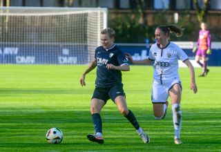 Sarah Freutel (l.) erzielte den Treffer für den VfL Bochum.