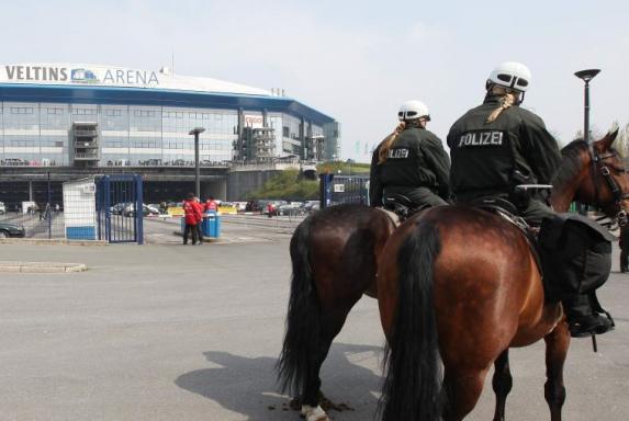 Polizei auf Schalke: Piraten fordern Entschuldigung