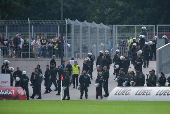 Fan-Randale: Polizei kritisiert DFB-Maßnahmen