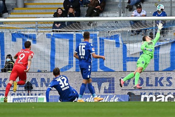 Simon Zoller traf mit einem sehenswerten Lupfer für den VfL Bochum (