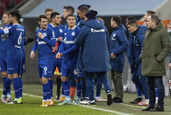 Manuel Baum und der FC Schalke 04 wollen gegen den SC Freiburg endlich dreifach punkten.