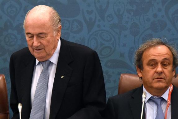 FIFA / UEFA: Blatter und Platini wegen Betrugs angeklagt